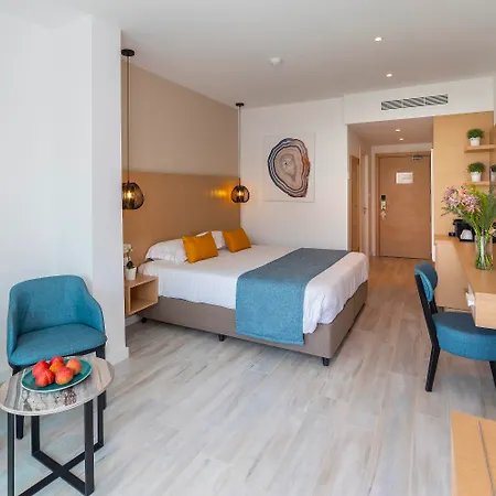 Leonardo Crystal Cove & - Adults Only 4*