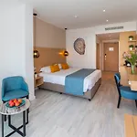 Leonardo Crystal Cove & - Adults Only 4*