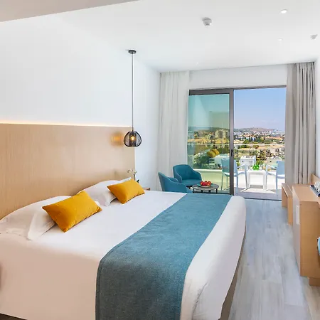 Hotel Leonardo Crystal Cove & - Adults Only