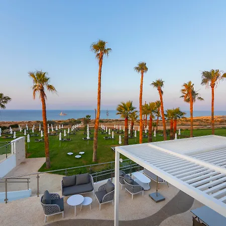 Hotel Leonardo Crystal Cove & - Adults Only 4*