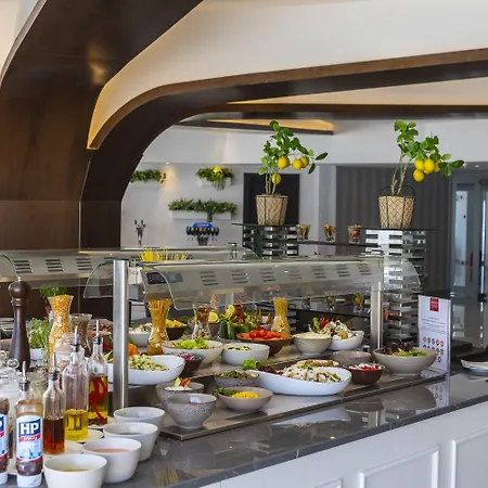 Leonardo Crystal Cove & - Adults Only