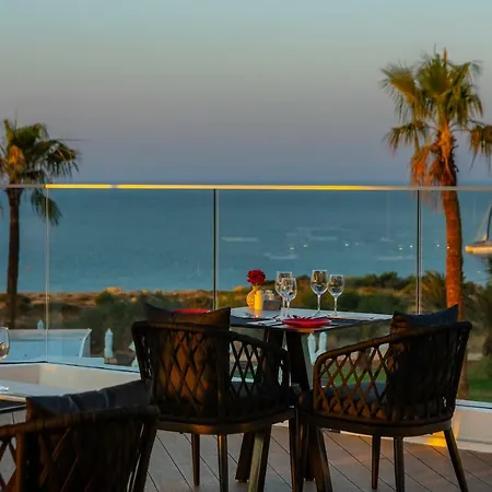 Hotel Leonardo Crystal Cove & - Adults Only Protaras