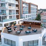 Leonardo Crystal Cove & - Adults Only