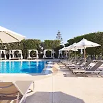 Hotel Leonardo Crystal Cove & - Adults Only