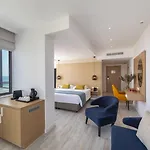 Hotel Leonardo Crystal Cove & - Adults Only