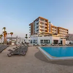 Leonardo Crystal Cove & - Adults Only Hotel