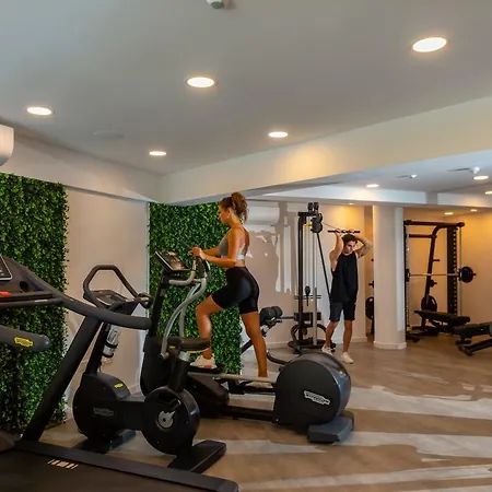 Leonardo Crystal Cove & - Adults Only Hotel