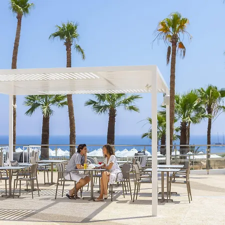 Leonardo Crystal Cove & - Adults Only