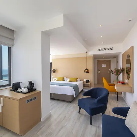 Otel Leonardo Crystal Cove & - Adults Only