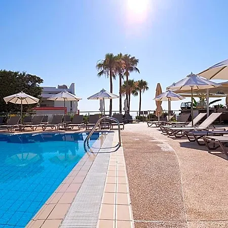Leonardo Crystal Cove & - Adults Only 4* Protaras