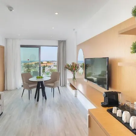 Отель Leonardo Crystal Cove & - Adults Only