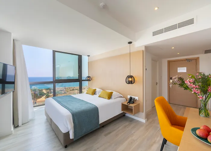 Leonardo Crystal Cove & - Adults Only Протарас