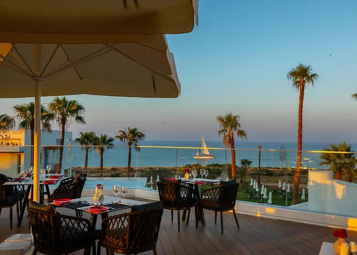 Отель Leonardo Crystal Cove & - Adults Only Протарас