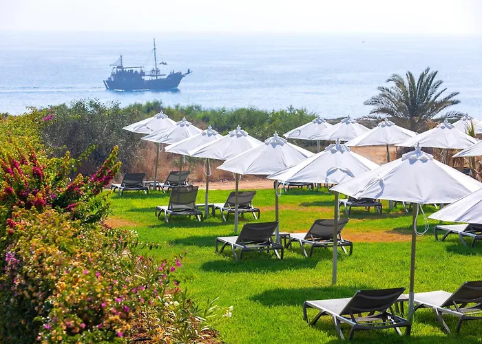 Leonardo Crystal Cove & - Adults Only 4*