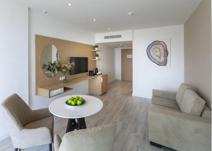 Отель Leonardo Crystal Cove & - Adults Only Протарас