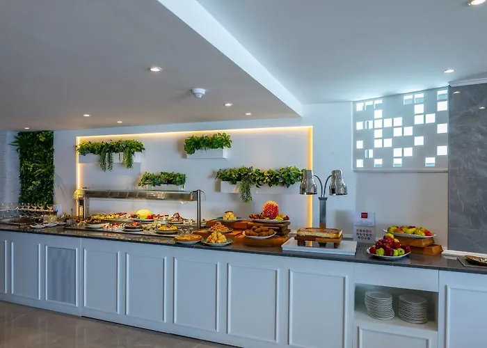 Leonardo Crystal Cove & - Adults Only Hotel 4*