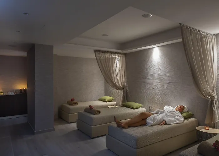 Leonardo Crystal Cove & - Adults Only 4* Protaras