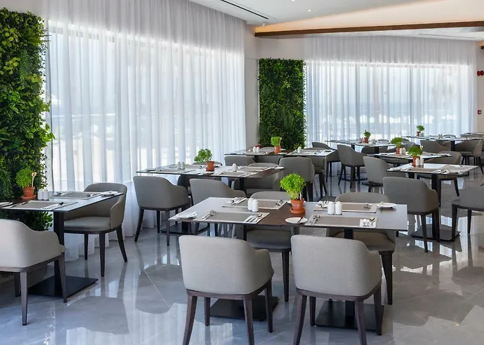 Leonardo Crystal Cove & - Adults Only Protaras