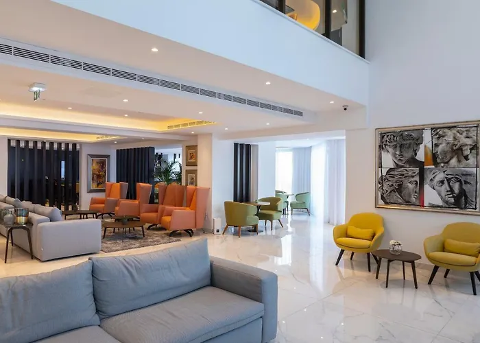 Hotel Leonardo Crystal Cove & - Adults Only